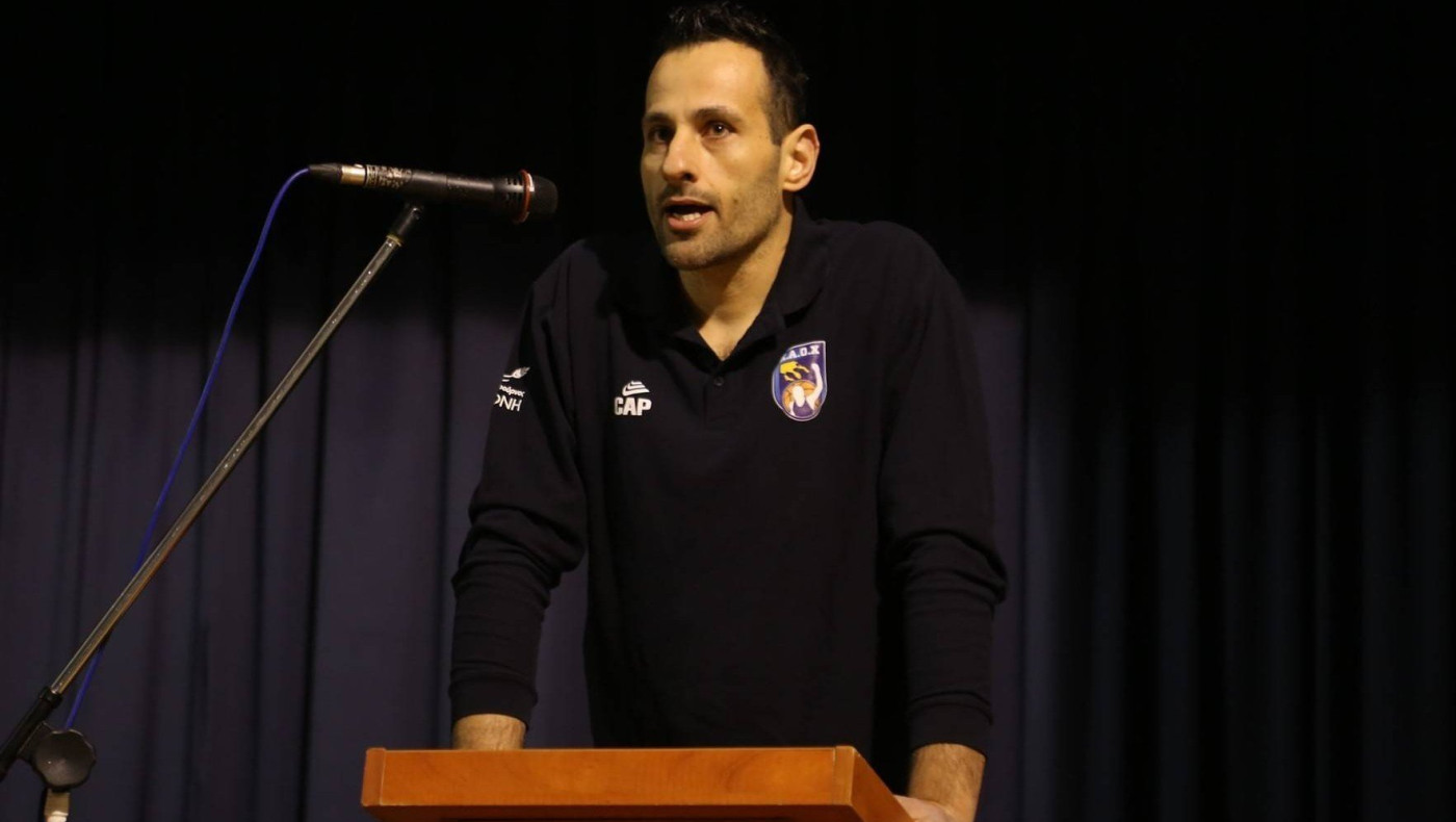 Παναγιωτόπουλος: «Όλη η φασαρία ξεκινάει με τα δυο παιδιά να σπρώχνονται και έρχεται κάποιος τρίτος και χτυπάει δικό μας παίκτη στο κεφάλι»