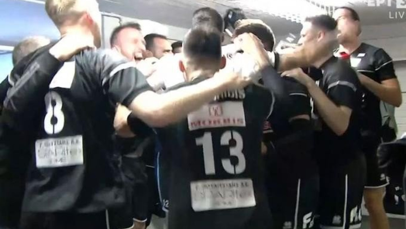 Το «πάρτι» των παικτών του ΠΑΟΚ στα αποδυτήρια μετά την κατάκτηση του Κυπέλλου (vid)