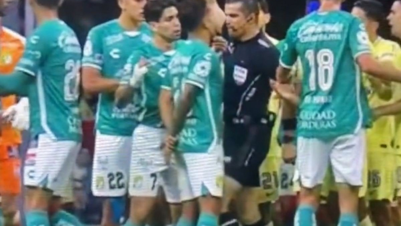 Μεξικό: Διαιτητής τιμωρήθηκε με 12 αγωνιστικές για γονατιά σε παίκτη!