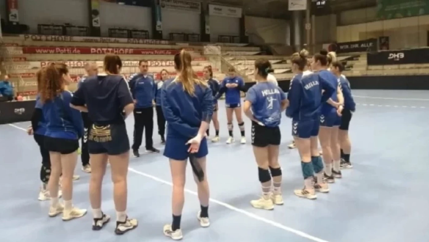 Χάντμπολ Γυναικών: «Τιτανομαχία» με την Γερμανία, αουτσάιντερ η Ελλάδα