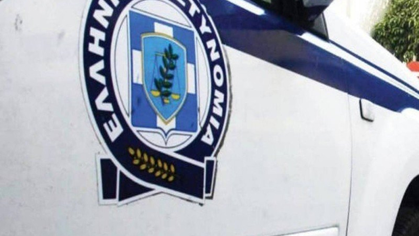 Φρικτή δολοφονία 63χρονης στη Χαλκίδα - Τη μαχαίρωσαν και την έριξαν από τις σκάλες! (vids)