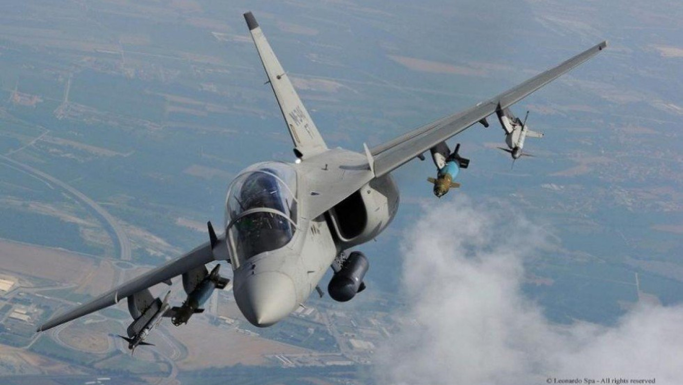 Τα δύο πρώτα καινούργια M-346 θα πετάξουν προς τη νέα τους «φωλιά» στην Καλαμάτα εντός Μαΐου