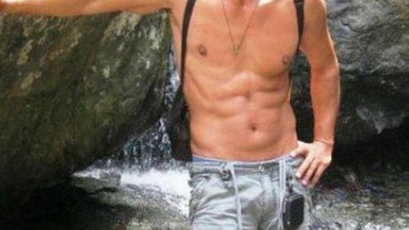 «Ναι, το σκέφτηκα να γίνω παπάς!»