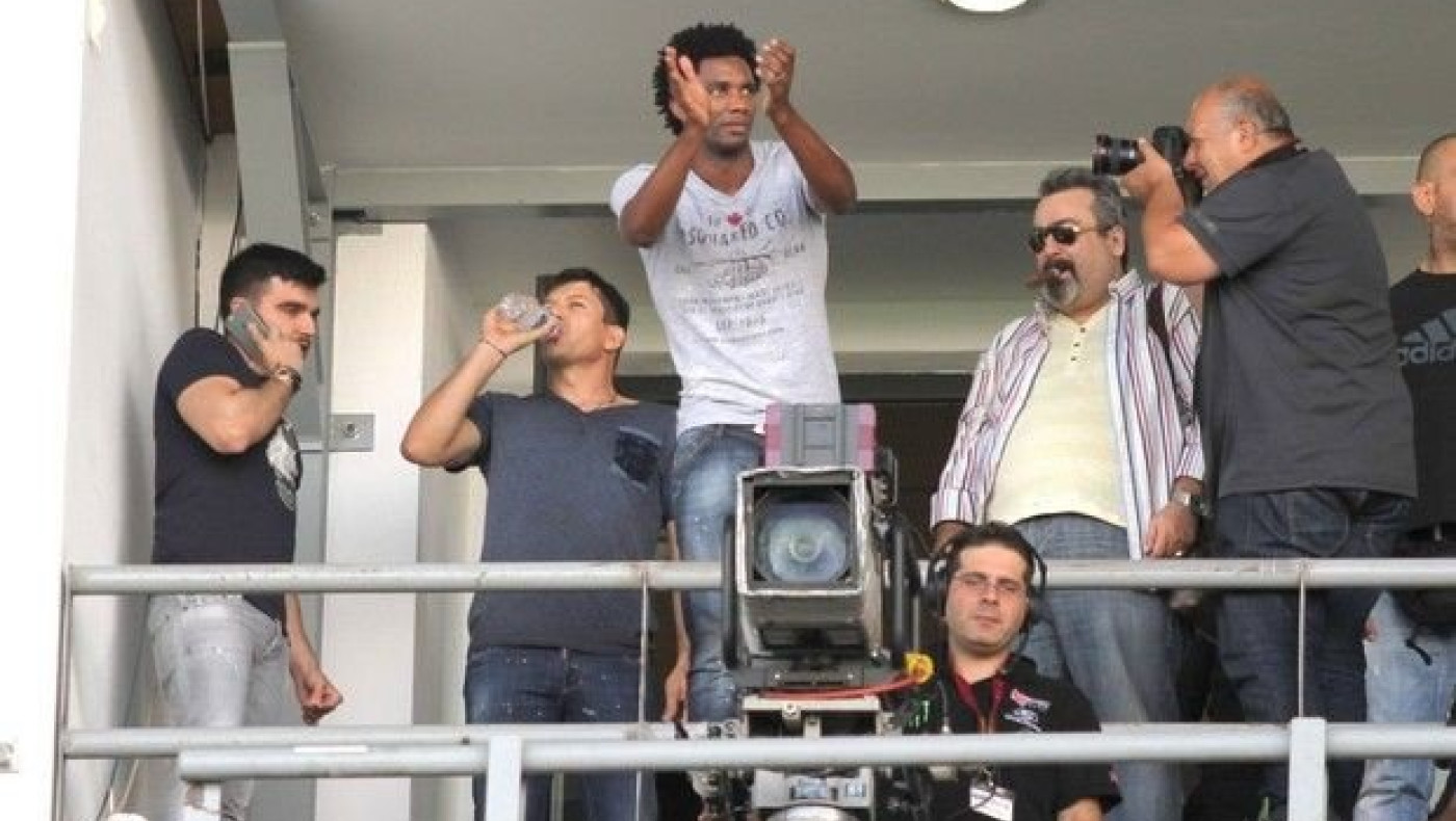 Η... μεγάλη αγκαλιά του Λίνο