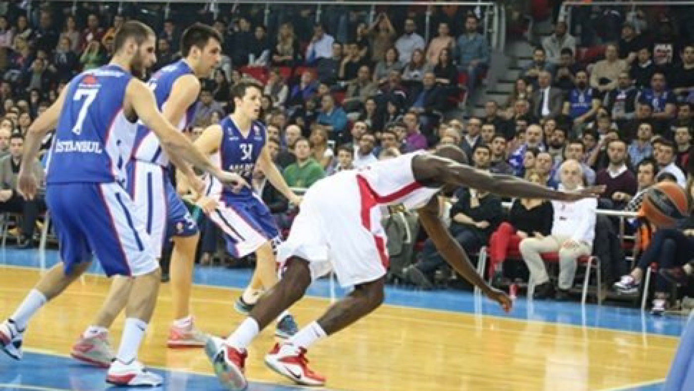 Χάνει την σεζόν ο Γιανγκ!