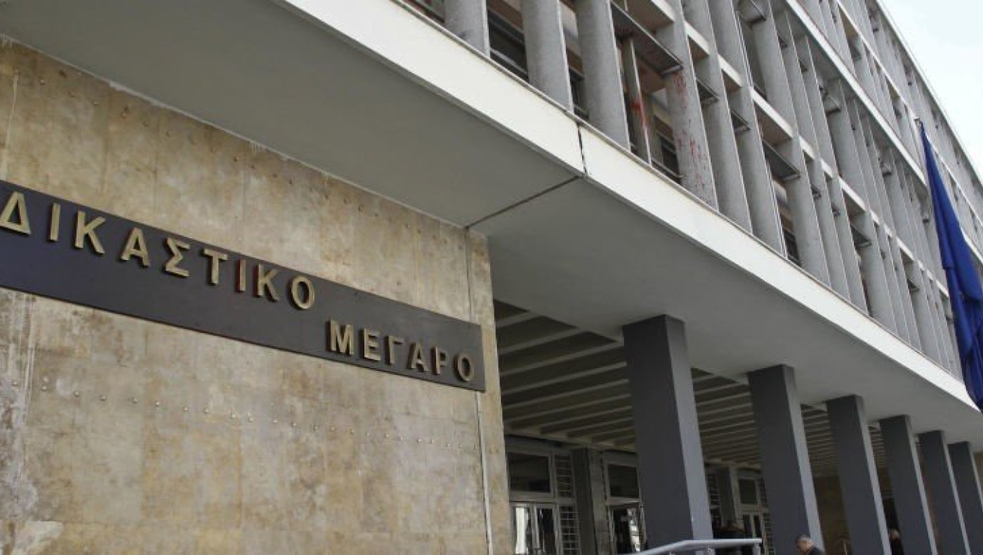 Θεσσαλονίκη: Δύο έτη φυλάκισης σε 36χρονη-Έδειρε την πεθερά της στη μέση του δρόμου!