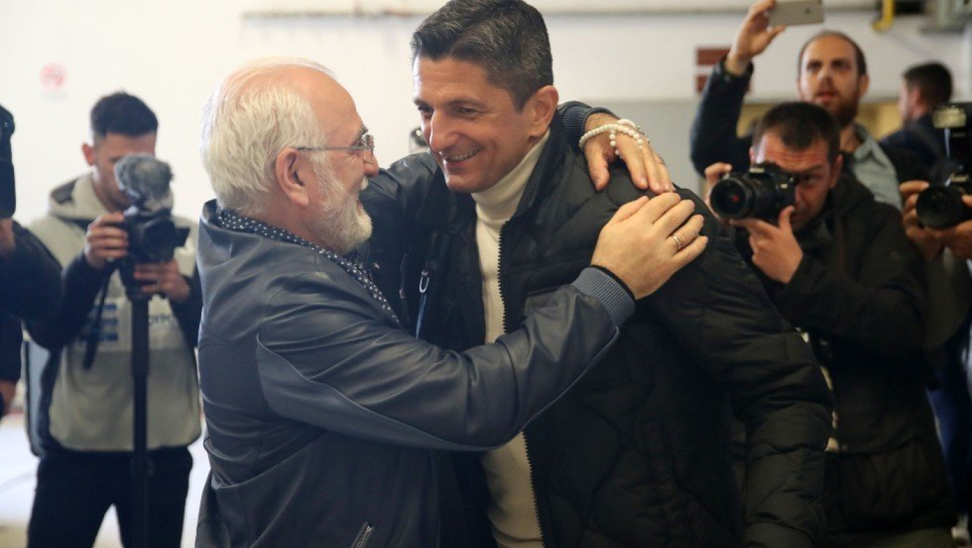 Λουτσέσκου: «Υπήρξαν συζητήσεις, όλα τελείωσαν, φυσικά και μένω στον ΠΑΟΚ»