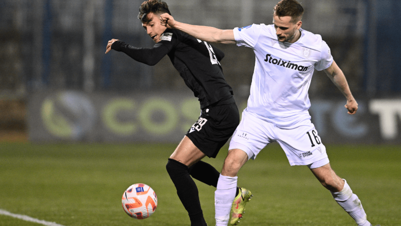 Κεντζιόρα ως δεξί στόπερ, έχει... σεβαστή προϊστορία