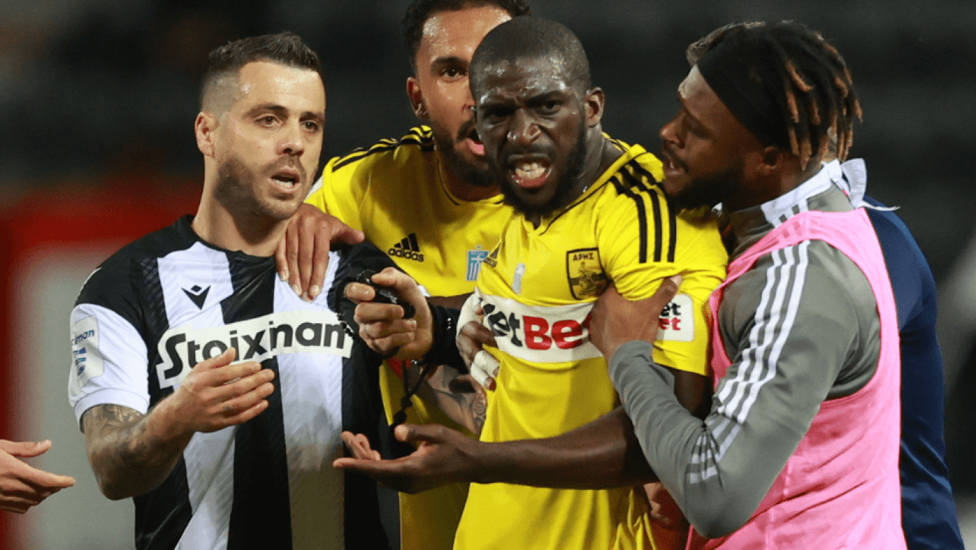 Έντονες συστάσεις  στον Καμαρά για τα νεύρα του