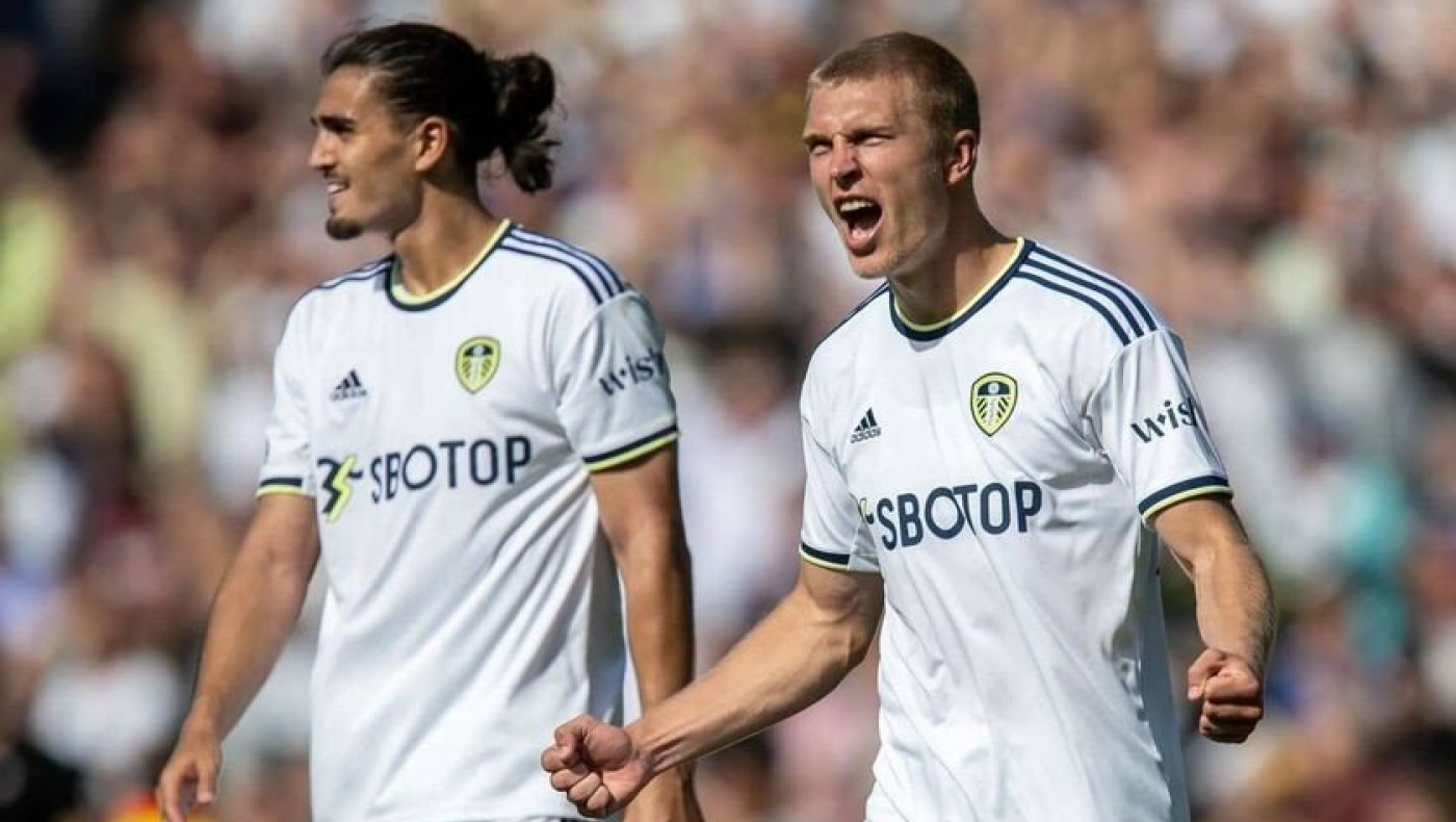 -Χ-αμένες και οι δύο