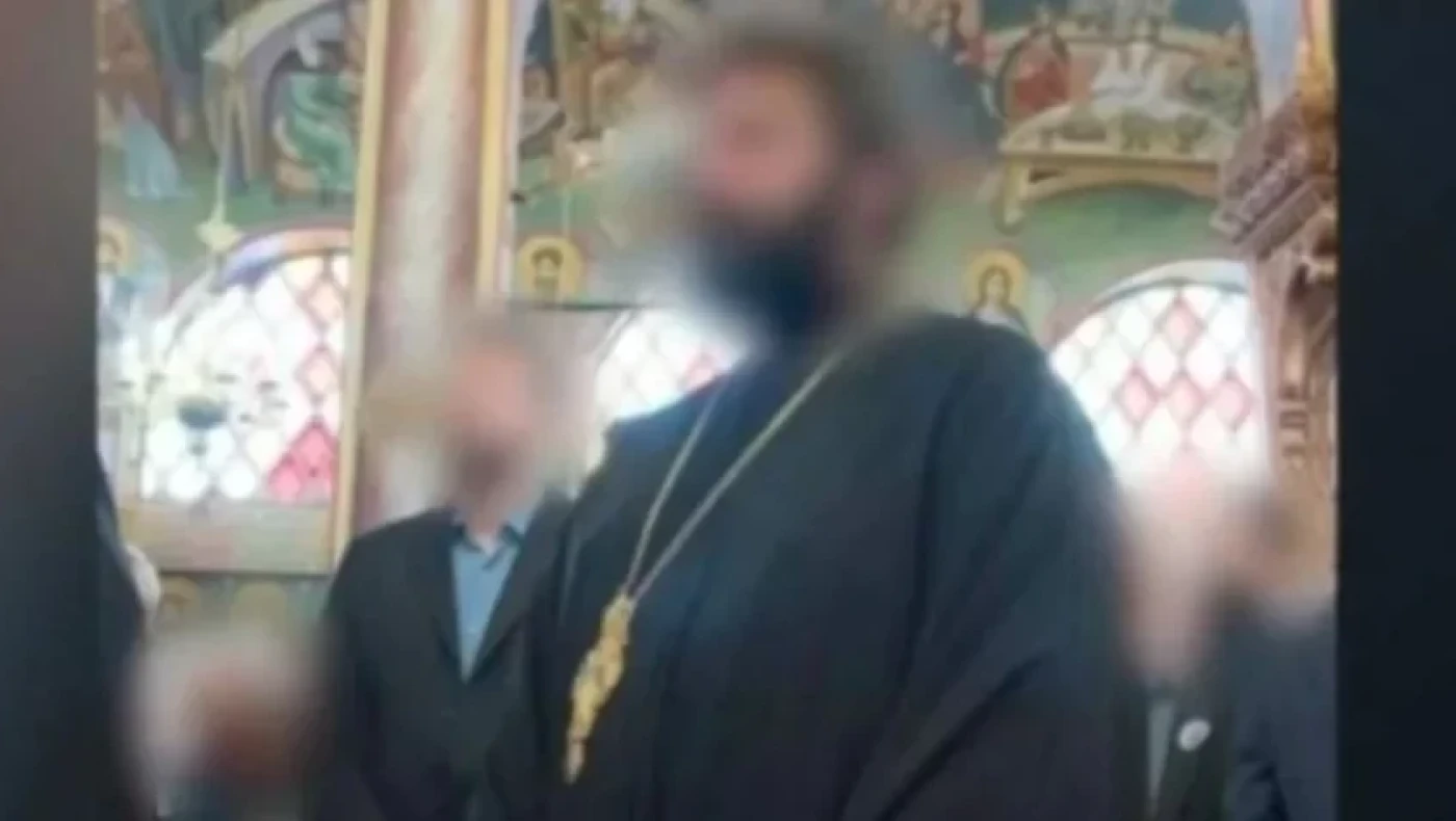 Σάλος με τον επιχειρηματία που έγινε παπάς για να γλυτώσει τα χρέη