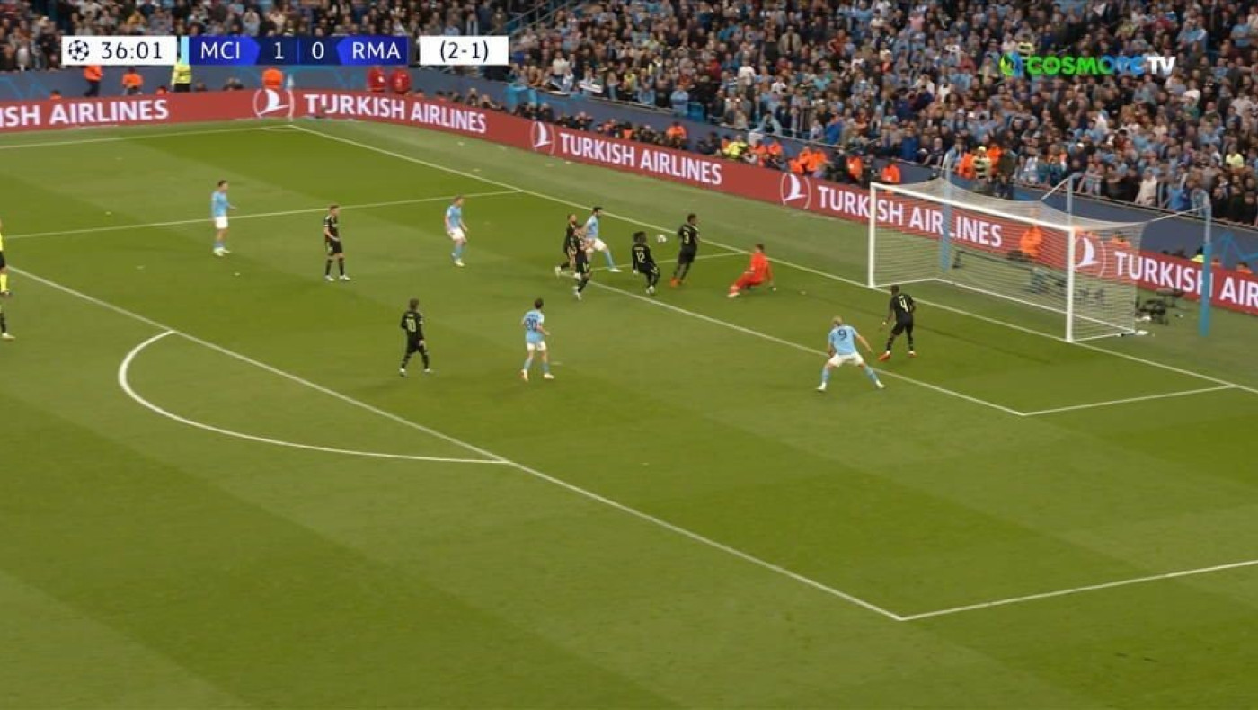 Το 2-0 της Σίτι με τον Μπερνάρντο Σίλβα 2-0, στο πόδι το Μάντσεστερ