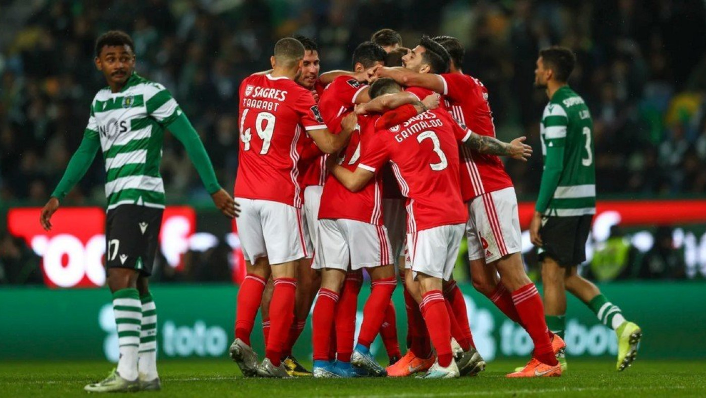 «LIRA 100»: Πιο γλυκό στην έδρα ﻿της μισητής αντιπάλου…