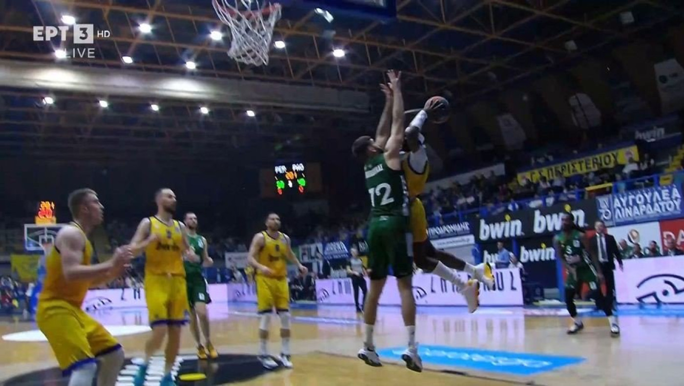 Το Περιστέρι υπέταξε τον Παναθηναϊκό και ισοφάρισε τη σειρά των ημιτελικών