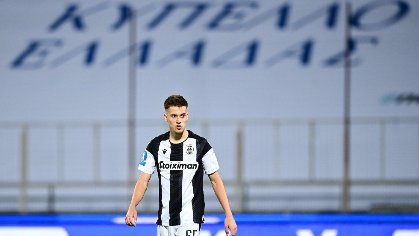 Διασκέδαση με... γκριμάτσες στο αυτοκίνητο για Κωνσταντέλια