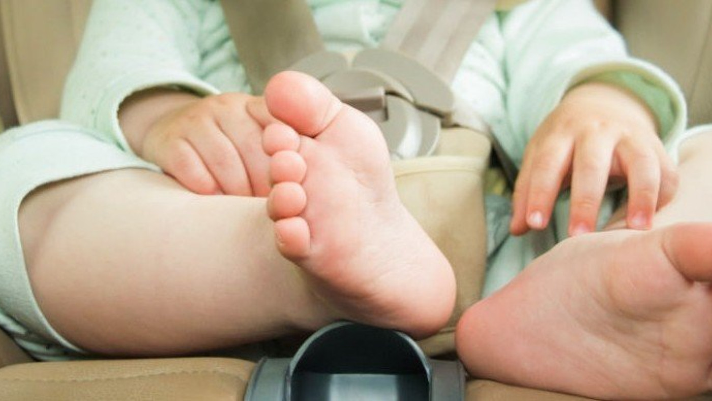 Έρευνα-ΣΟΚ για τα παιδιά στα αυτοκίνητα: Πώς η καμπίνα γίνεται παγίδα θανάτου