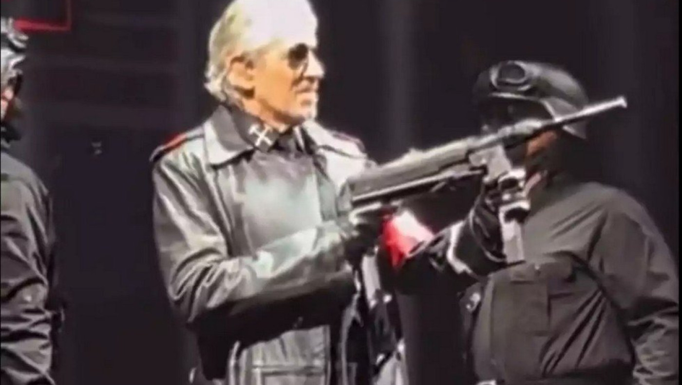 Βερολίνο: Ο Ρότζερ Γουότερς φόρεσε ναζιστική στολή σε συναυλία – Έρευνα από την αστυνομία