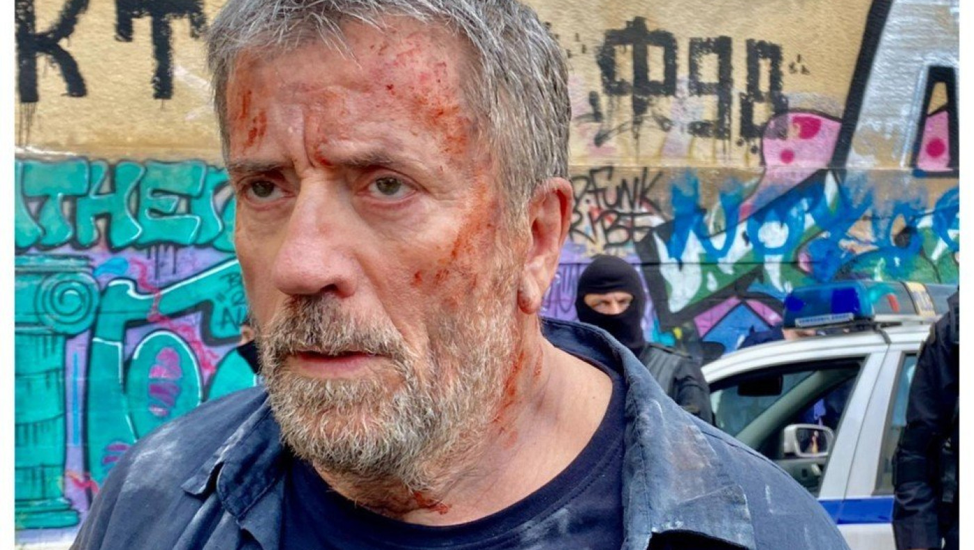 «Κάνε ότι κοιμάσαι»: Διθυραμβικές κριτικές στο Twitter