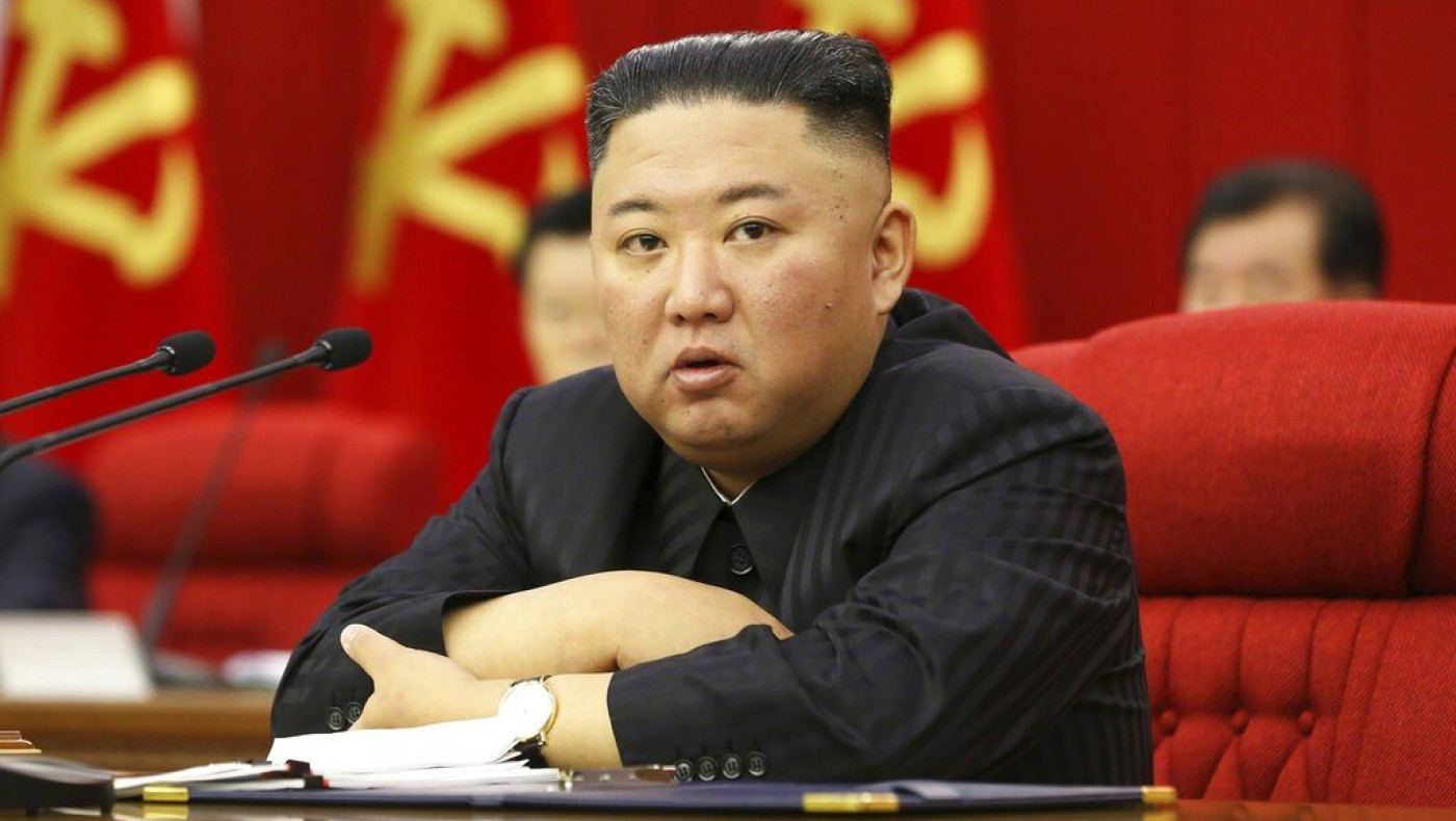 Οι νέοι νόμοι του Κιμ Γιονγκ Ουν περιλαμβάνουν «τηλεφωνική» αστυνομία και απαγόρευση διαζυγίων