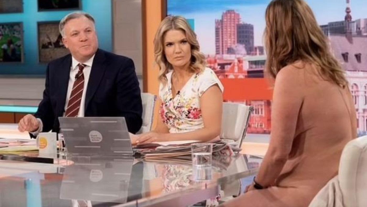 Γυναίκα εμφανίζεται γυμνή σε πρωινή βρετανική εκπομπή