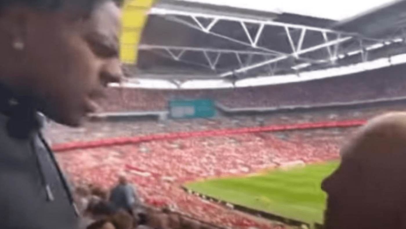 Youtuber δέχθηκε επίθεση από οπαδό της Σίτι στον τελικό του Γουέμπλεϊ!