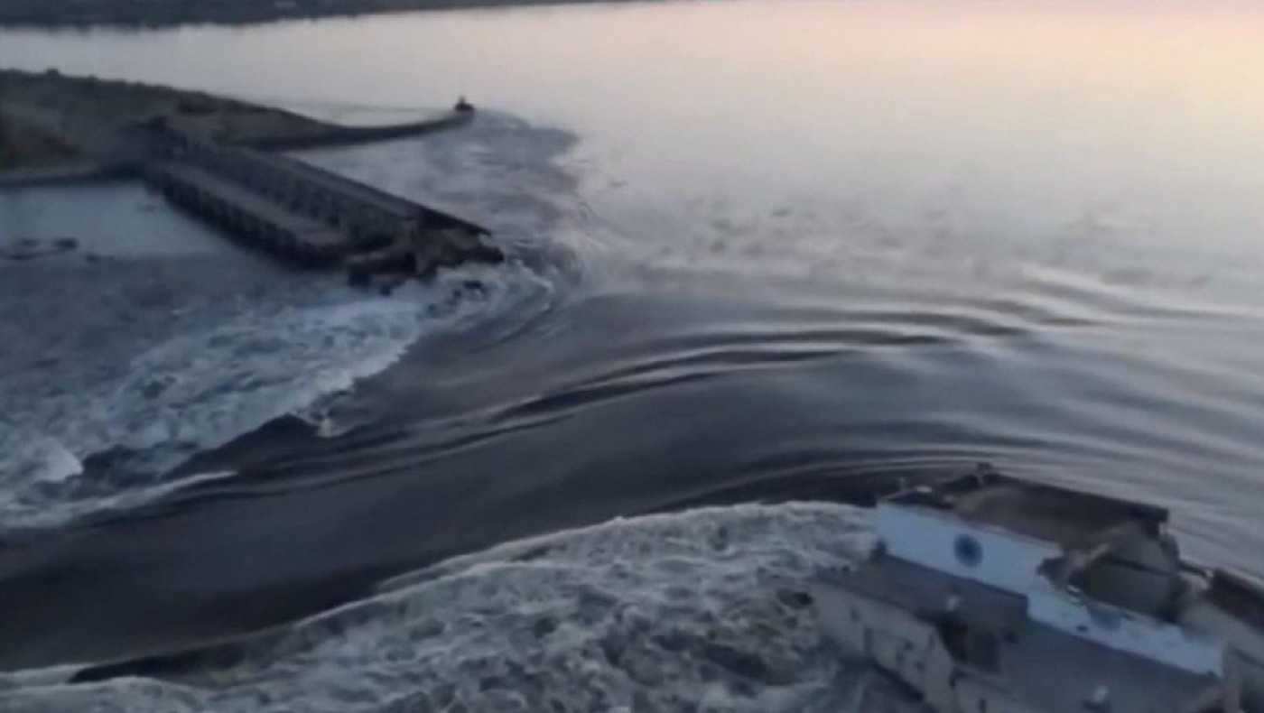 Βίντεο από την ισχυρή έκρηξη σε υδροηλεκτρικό φράγμα στην Χερσώνα