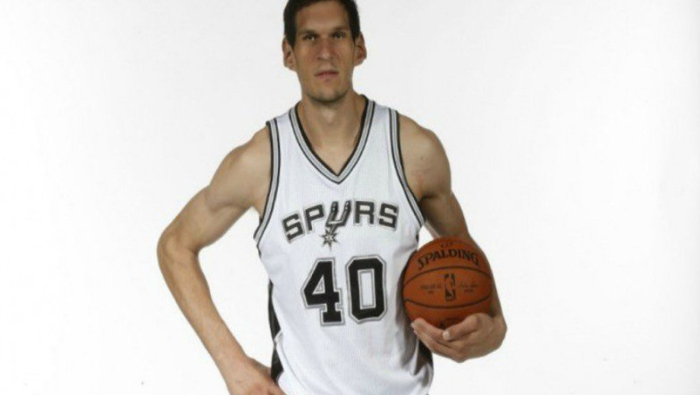 Ακόμα ψάχνει την μπάλα ο Οκαφόρ!! (video)