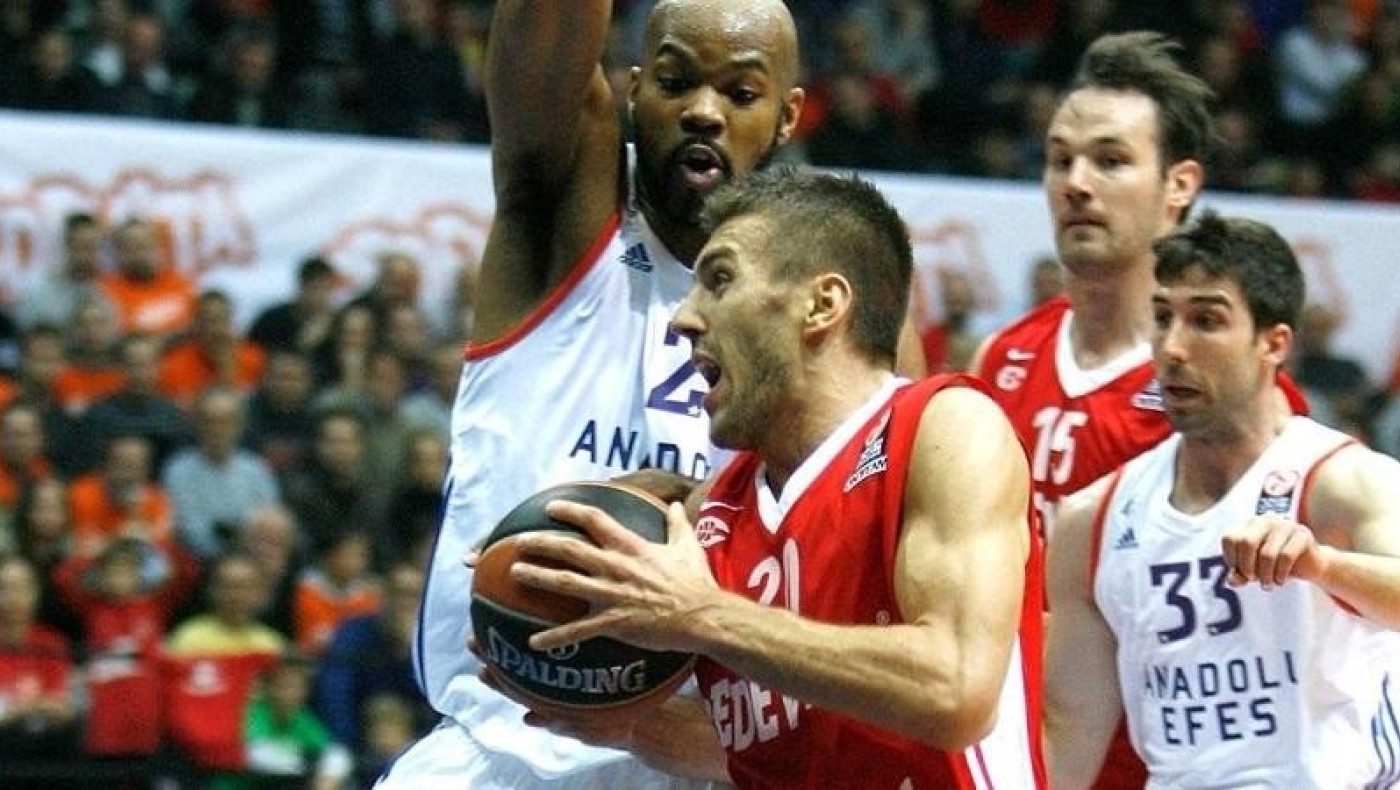 Την πλήρωσε με το ίδιο νόμισμα η Εφές, περίπατος για Λαμποράλ 