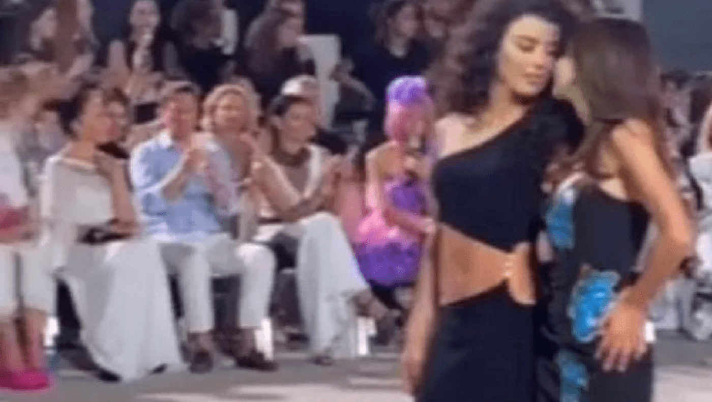 Το... καυτό φιλί της Ειρήνης Παπαδοπούλου με τη Σοφιάνα Σπίνουλα