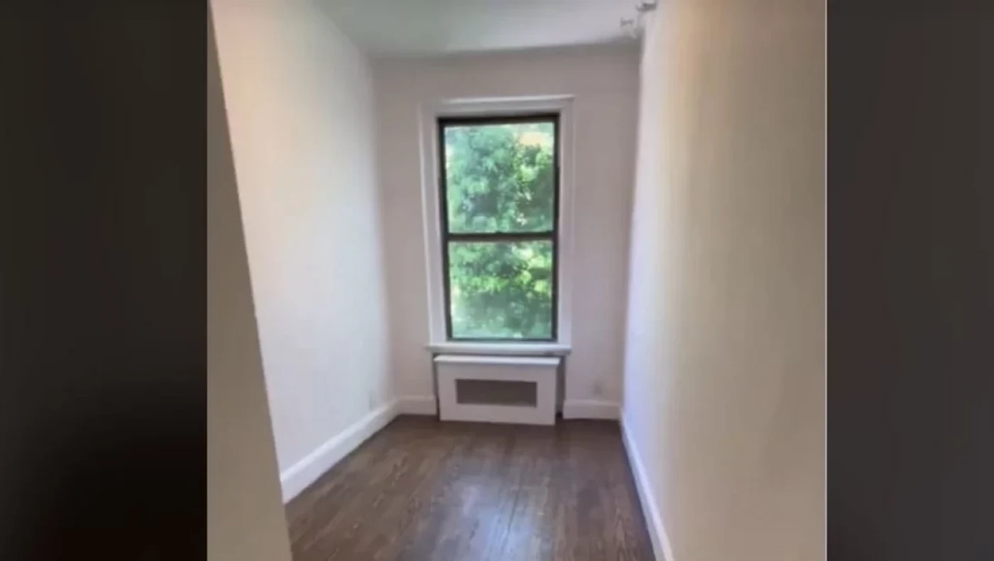 Απίστευτα πράγματα στη Νέα Υόρκη: Δωμάτιο 7 τ.μ. νοικιάζεται για... 2.350 δολάρια!