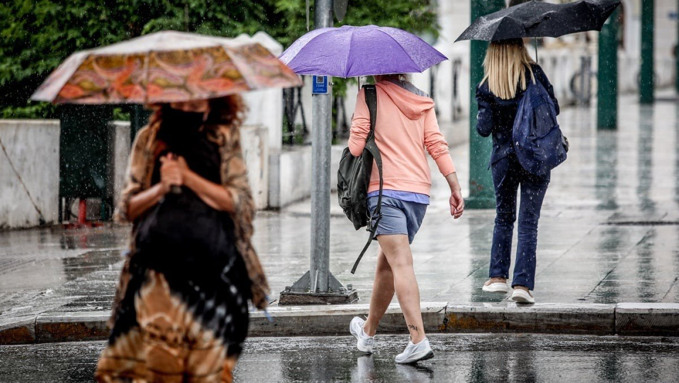 Έκτακτο δελτίο της ΕΜΥ: Τριήμερο με βροχές, καταιγίδες και χαλαζοπτώσεις