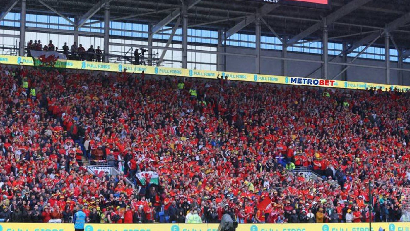 «Nik Mil»: ΟΥΑΛΛΙΑ ΕΙΜΑΙ ΣΗΜΕΡΑ, ΔΙΗΜΕΡΟ ??? ΤΟ ΣΕΡΙ ΤΑΜΕΙΩΝ ΤΡΕΧΕΙ.