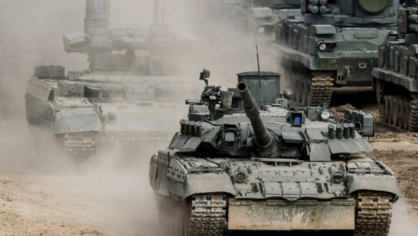 Πόλεμος στην Ουκρανία: Ρώσοι στέλνουν τηλεχειριζόμενα τανκς με εκρηκτικά κατά Ουκρανών στρατιωτών ﻿[ βίντεο]