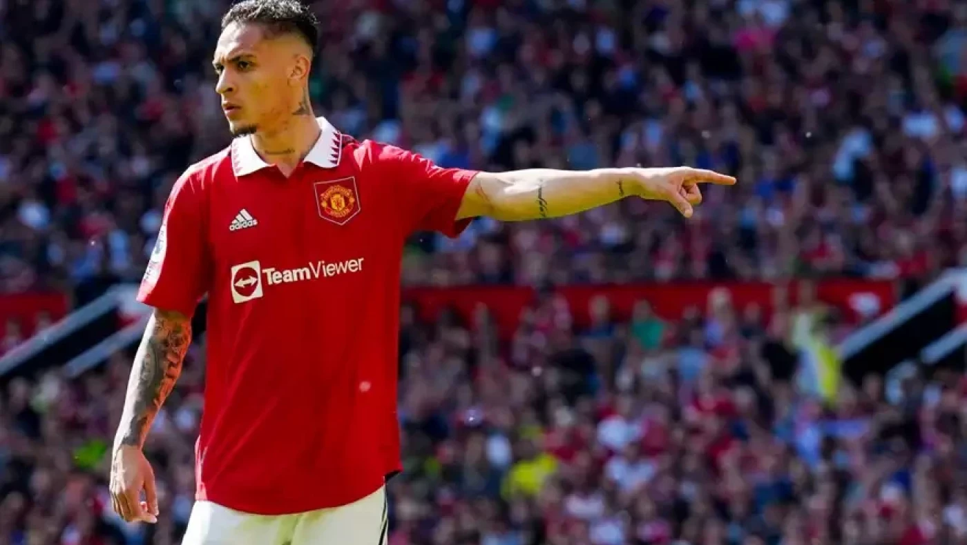 Άντονι: Δημοσίευσε μηνύματα της πρώην συντρόφου του