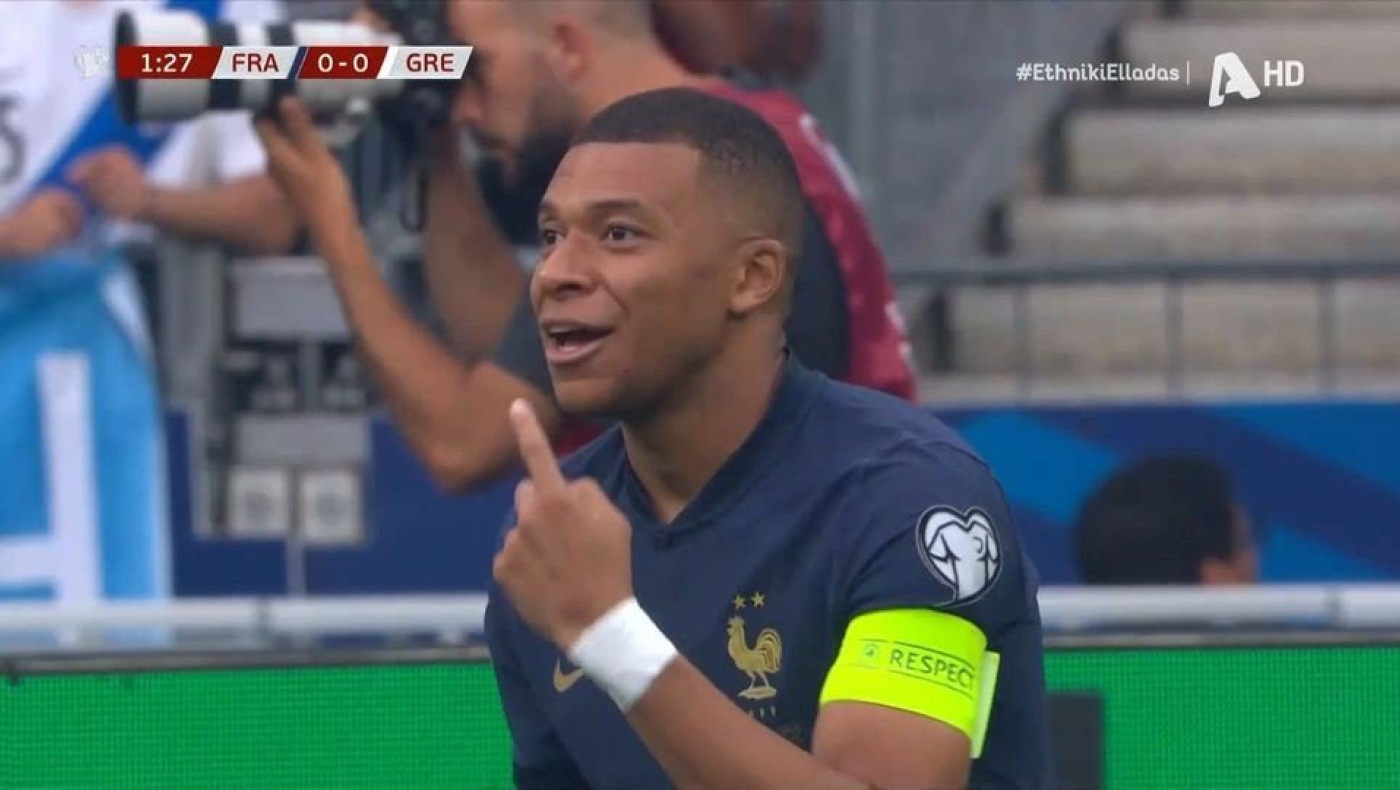 Εμπαπέ: Η Παρί τού έδωσε 10 ημέρες διορία να απαντήσει αν θα ανανεώσει ή θα πωληθεί