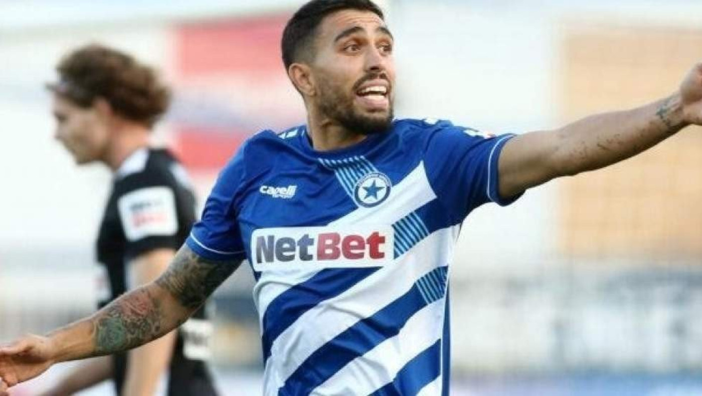 Παρελθόν από τον Ατρόμητο Κλωναρίδης και Κωτσόπουλος