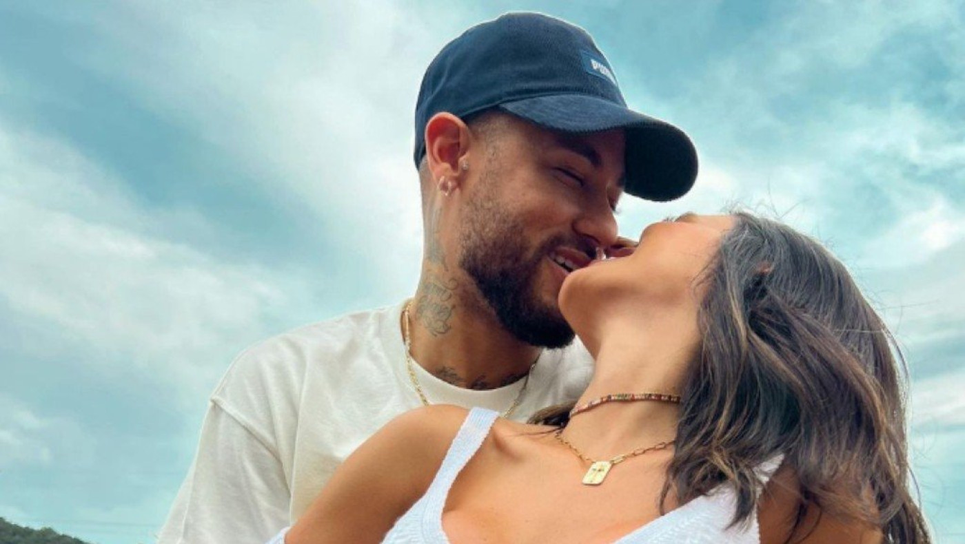 «Συγγνώμη, έκανα λάθος»: Παραδοχή για Νεϊμάρ ότι απάτησε την έγκυο σύντροφό του