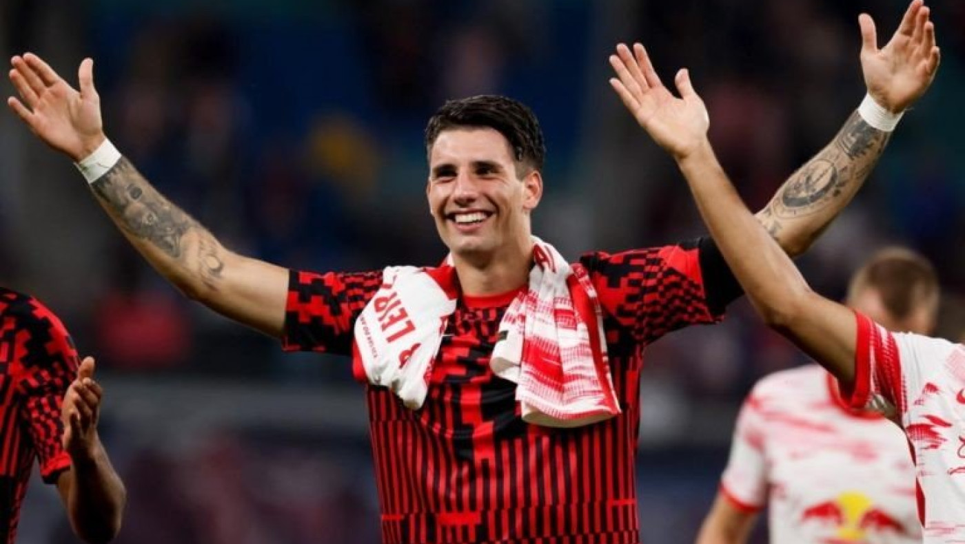 Ανακοίνωσε Σόμποσλαϊ η Λίβερπουλ