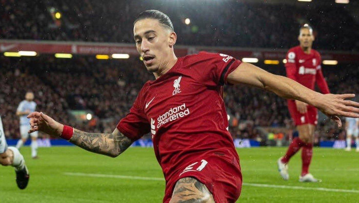 Κώστας Τσιμίκας: Επικές στιγμές σε πανηγύρι στην Πρέβεζα-Έπαιζαν κλαρίνο πάνω από το κεφάλι του! (vid)