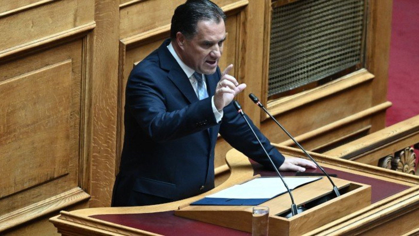 Γεωργιάδης κατά Νατσιού: «Ας τον πληροφορήσει κάποιος ότι υπάρχουν κινητά…»