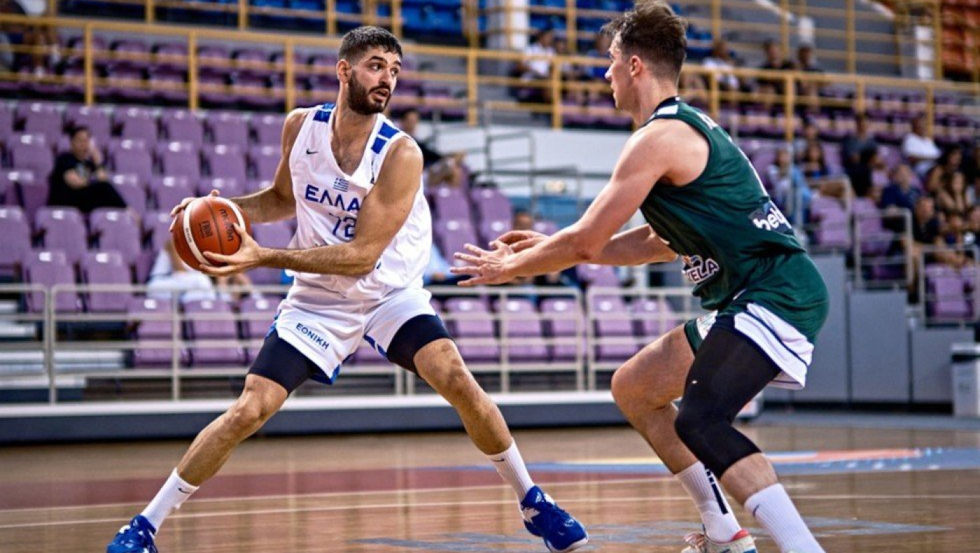 Μπάσκετ: Η Εθνική Νέων γνώρισε βαριά ήττα από τη Λιθουανία