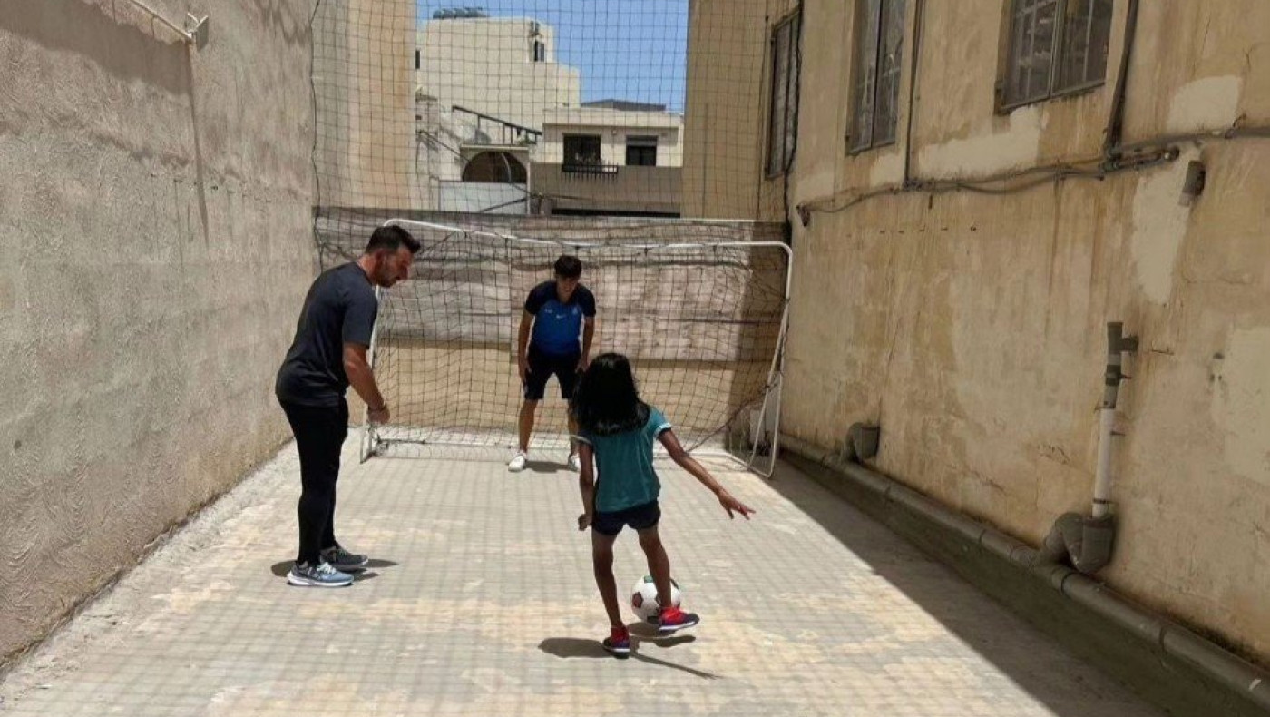 Euro U19: Στο ίδρυμα προστασίας παιδιών ﻿του Saint Julian's Θέος και Σταυρόπουλος