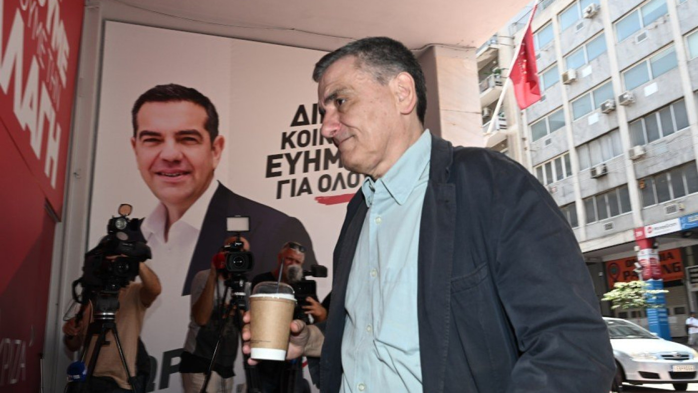 Υποψήφιος για την προεδρία του ΣΥΡΙΖΑ ο Ευκλείδης Τσακαλώτος