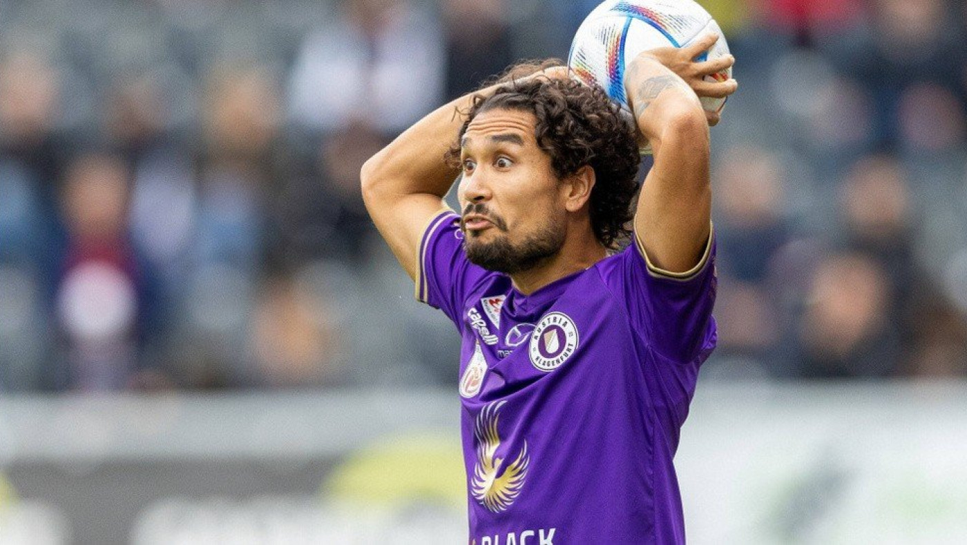 Βλέπει Μορέιρα ο Πανσερραϊκός