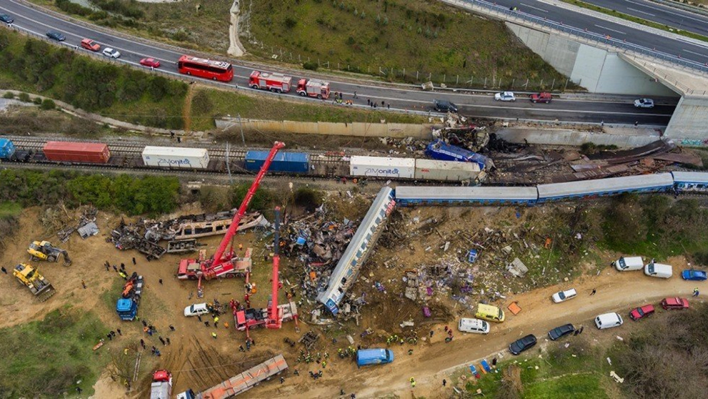Δυστύχημα στα Τέμπη: Ξυλοκόπησαν κατηγορούμενο στέλεχος του ΟΣΕ, αφότου αφέθηκε ελεύθερος