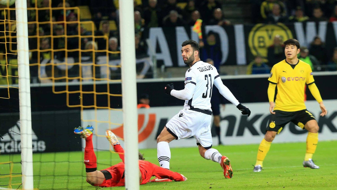 To ακυρωθέν γκολ του Τζαβέλλα (VIDEO)