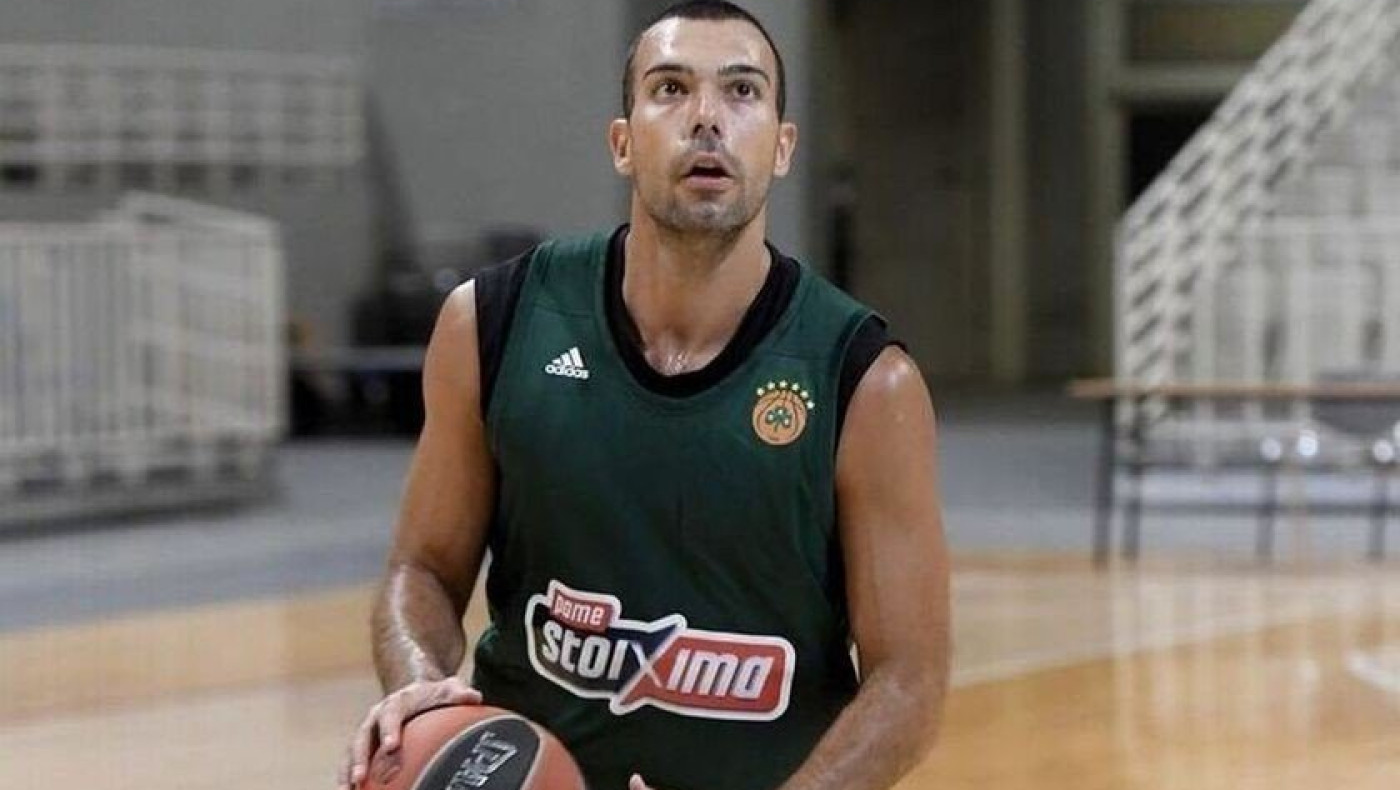 Σύζυγος Σλούκα: «Μαζί σου ΠΑΟ παντού»