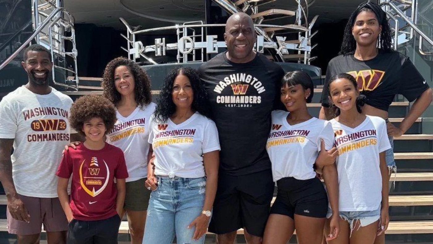 Η αγάπη του Μάτζικ Τζόνσον για την Ελλάδα, κάνει και φέτος διακοπές στα νησιά