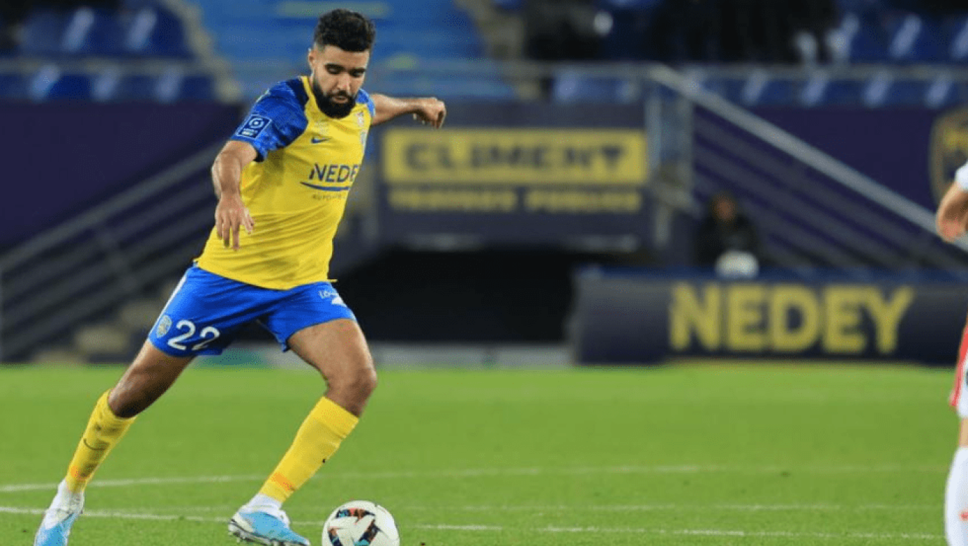 Άρης: Ανεμπά σε πρώτο πλάνο για το κέντρο της άμυνας