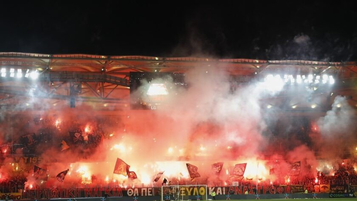 «Όποιος ανάψει καπνογόνο δεν είναι ανόητος αλλά εχθρός της ΑΕΚ»